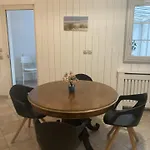 La Maison Du Puits De Fer A En Re Nyaraló La Flotte