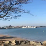 La Maison Du Puits De Fer A En Re * La Flotte