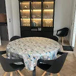 La Maison Du Puits De Fer A En Re La Flotte