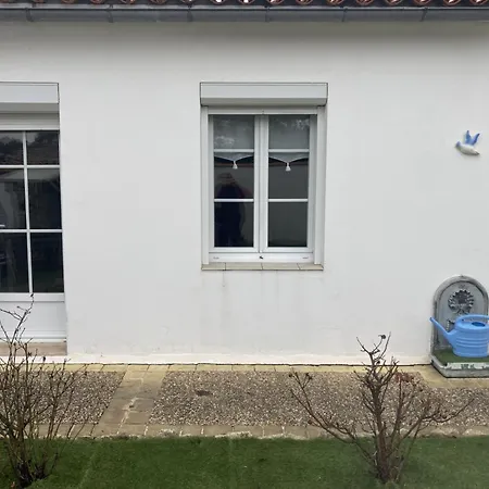 La Maison Du Puits De Fer A En Re La Flotte