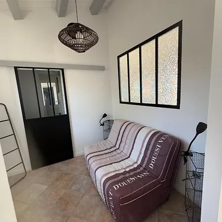 Semesterbostad La Maison Du Puits De Fer A En Re