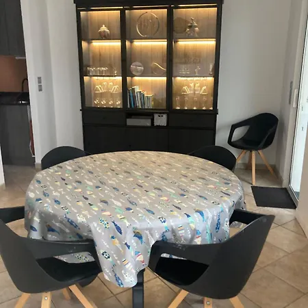 La Maison Du Puits De Fer A En Re La Flotte